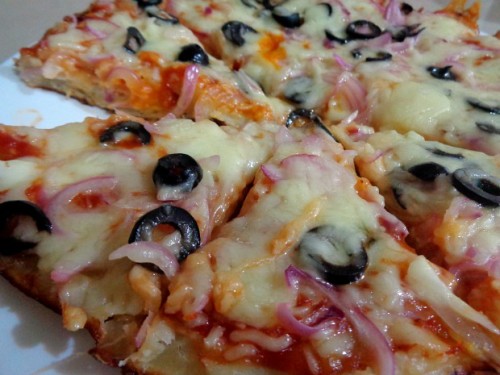 Easy Stove Top Pizza Recipe, Ready in 20 Minutes!