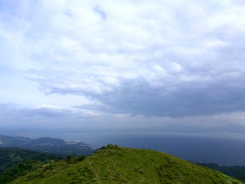 Going Up Mt. Gulugod Baboy in Batangas