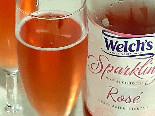 Welch’s Sparkling Rosé – Non-Alcoholic Celebration Drink!